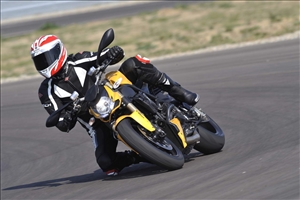 Listino Ducati Streetfighter S Naked Media - image 1_midi on https://moto.motori.net