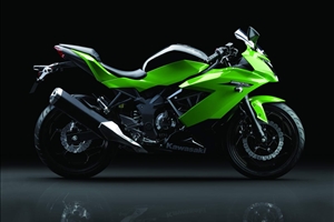 Catalogo Kawasaki Ninja 300 2014 - image 1_midi on https://moto.motori.net