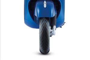 Listino Piaggio Vespa GTS 300 ABS Scooter 150-300 - image 1_midi on https://moto.motori.net
