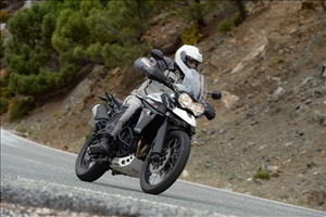 Triumph: la gamma Tiger 800 raggiunge nuove altezze - image 1_midi on https://moto.motori.net