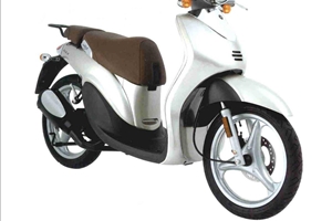 Listino Yamaha Why Base Scooter 50 - image 1_midi on https://moto.motori.net