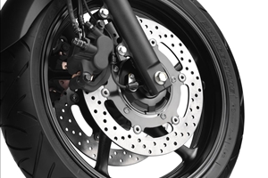 Listino Yamaha XJ 6 Naked Media - image 1_midi on https://moto.motori.net