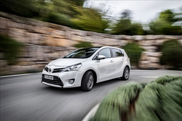 toyota verso