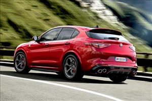 Da Pienza al Monte Amiata con Alfa Romeo Stelvio - image 1_midi on https://motori.net