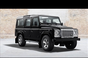 Nuova Land Rover Defender:  un'icona reinventata per il XXI Secolo - image 1_midi on https://motori.net