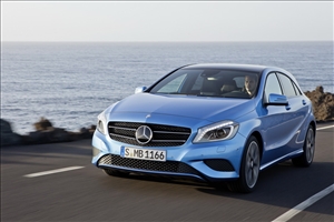 Listino prezzi Mercedes-Benz Nuova Classe A 2014 - image 1_midi on https://motori.net