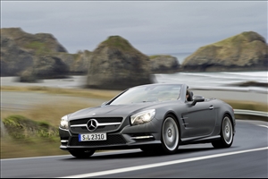 Le esclusive SL 63 AMG limited edition dedicate a Lewis Hamilton e Nico Rosberg - image 1_midi on https://motori.net