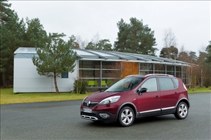 Catalogo Renault Scenic X-Mod Cross Mini MPV 2014 - image 1_midi on https://motori.net