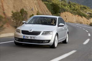 Contenuti high-tech per SKODA OCTAVIA: 1.0 TSI e assetto DCC - image 1_midi on https://motori.net