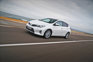 Toyota Auris Hybrid: economica ed ecologica - image 1_midi on https://motori.net