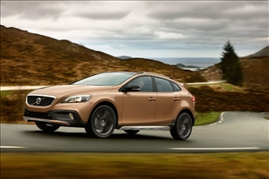 Libretto d'Uso e Manutenzione Volvo V40 CROSS COUNTRY Berlina 2v 2017 - image 1_midi on https://motori.net