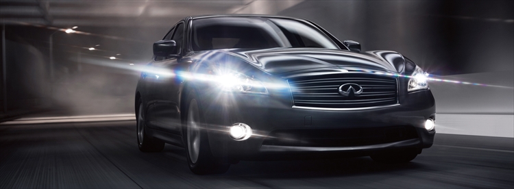 Infiniti Q70
