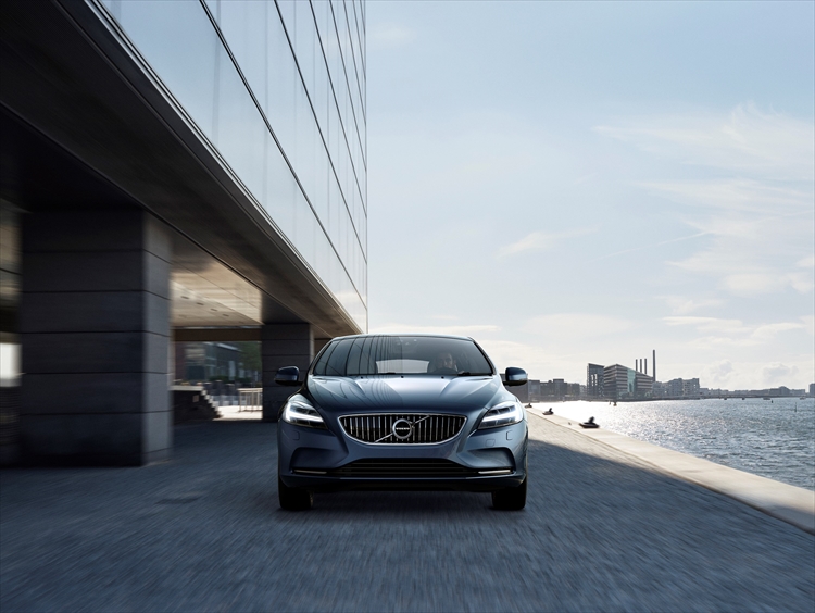 Volvo V40