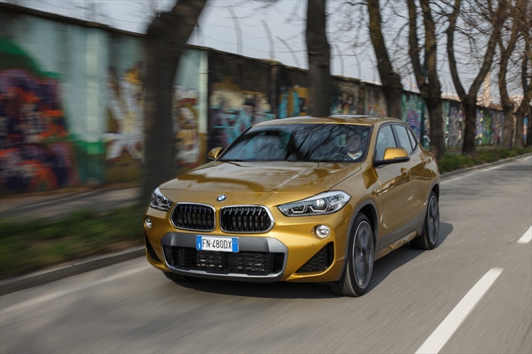 BMW X2